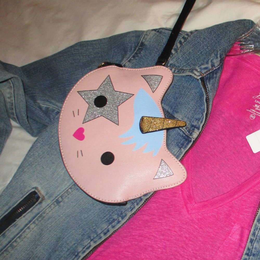Betsey Johnson: Unicorn Kitty Coin Purse, Wristlet